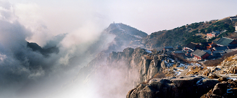 2015新恒基銷(xiāo)售團(tuán)隊(duì)泰山競(jìng)技賽——團(tuán)結(jié)就是力量！